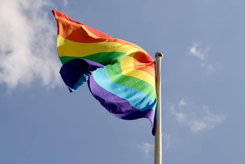 Activistas LGBT polacos ven esperanza en apoyo del Papa a uniones civiles del mismo sexo. Noticias en tiempo real