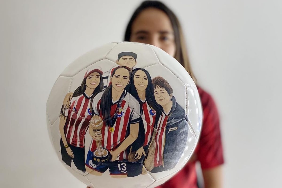 La jugadora de fútbol femenil, Daniela Pulido, explicó por medio de un video que subió a su canal de YouTube, que se retira del equipo Chivas por los precarios salarios que ofrecen a las mujeres