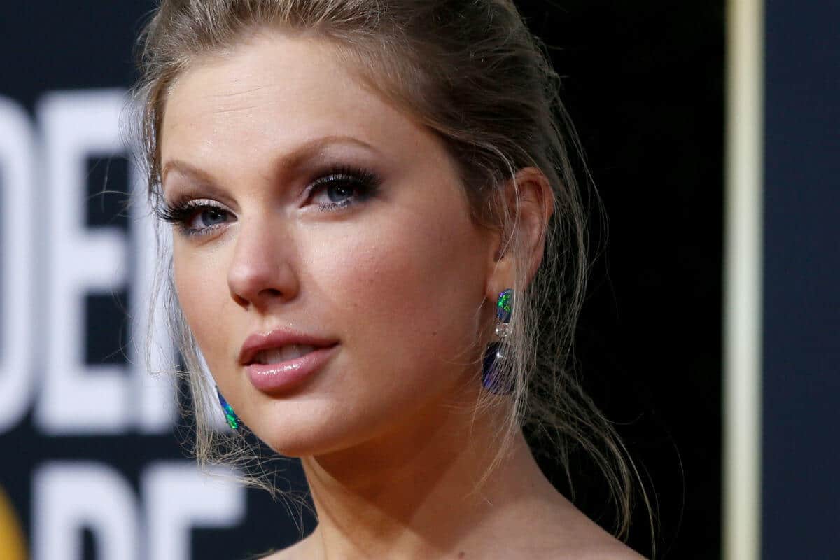 Taylor Swift también compartió la lista completa que tendrá su nuevo álbum de estudio: 17 canciones en total