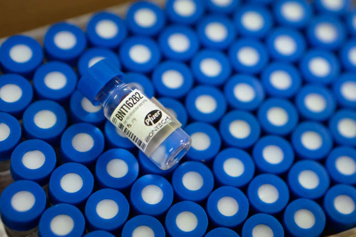 Se prevé que la próxima semana, lleguen a México las primeras 125 mil dosis de la vacuna Pfizer al país
