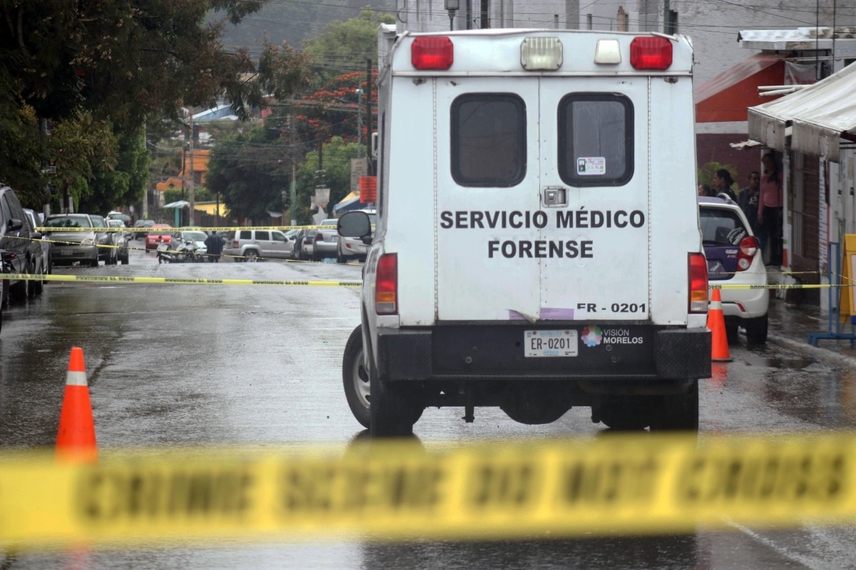 La víctima fue identificada como Héctor Antonio Ramírez, de 36 años de edad, quien se encontraba en recuperación, sin embargo, esta vez no logró superar las heridas y falleció de un disparo en la cabeza