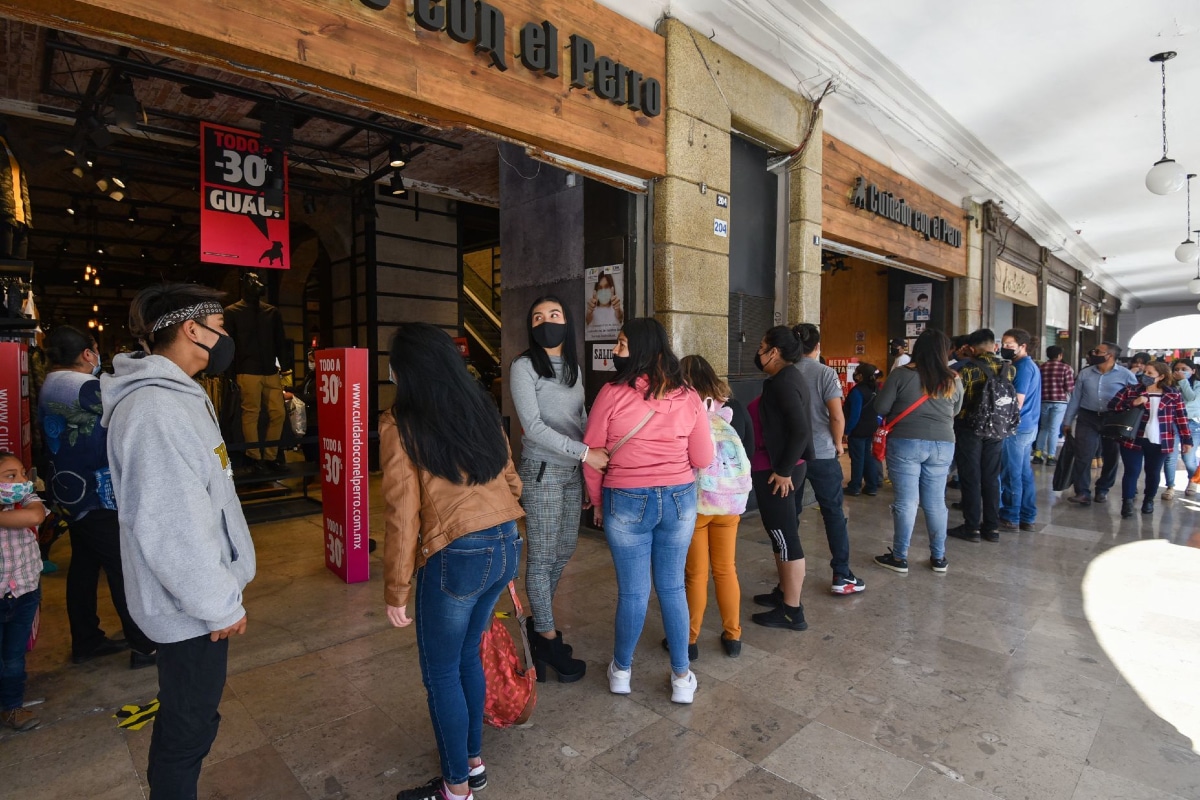 Ya que el índice de consumo privado en México lleva 10 meses seguidos con caídas en sus comparaciones anuales, prevén que la racha de decremento pueda alargarse hasta por 16 meses consecutivos