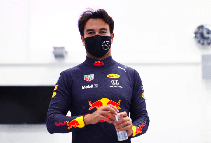 “Es un sueño hecho realidad”: Checo Pérez estrena los colores del Red Bull Racing (+fotos). Noticias en tiempo real