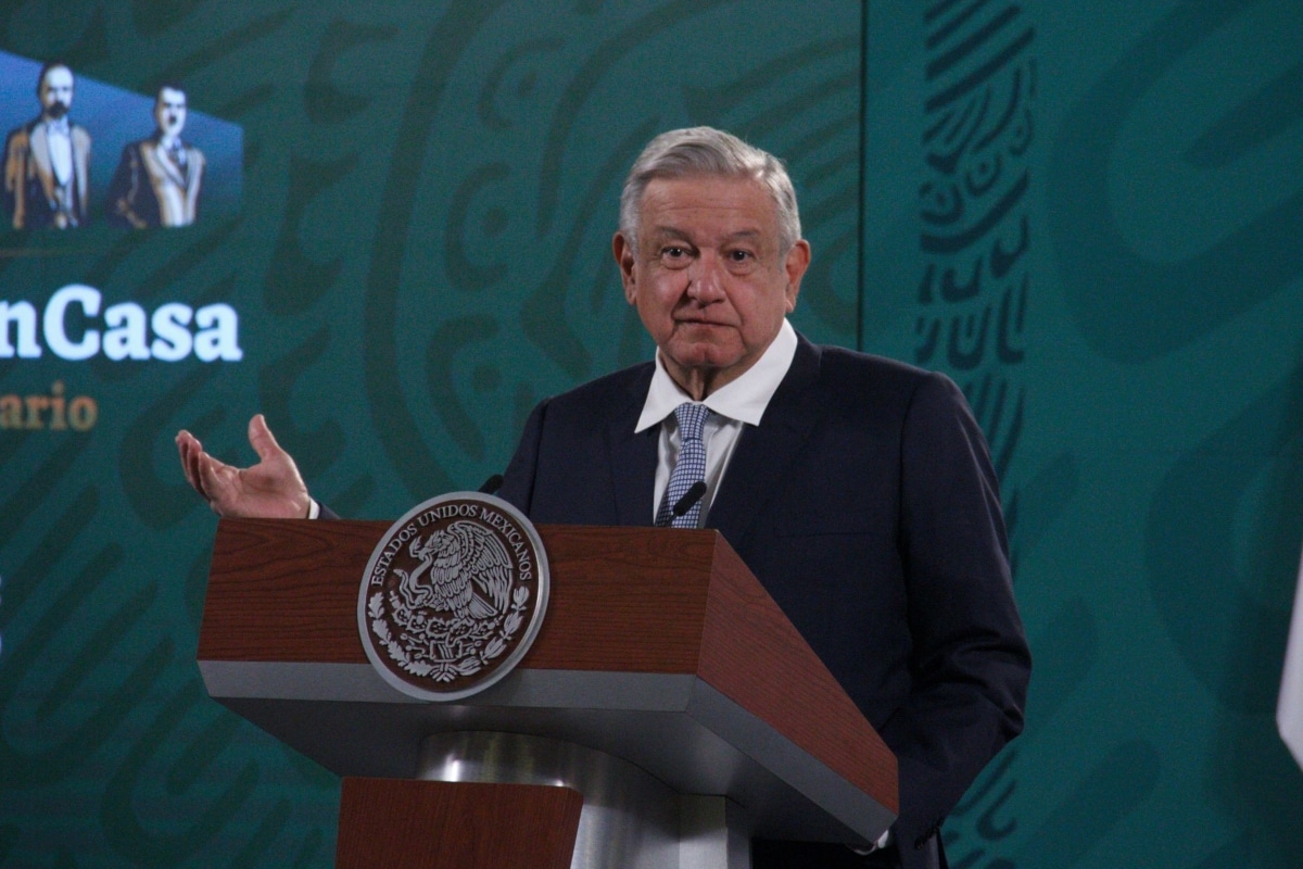 El Presidente López Obrador indicó que el dato es exagerado, pues aseguró que aún así se ahorró 300 mil millones de pesos con la cancelación del NAIM en la mañanera