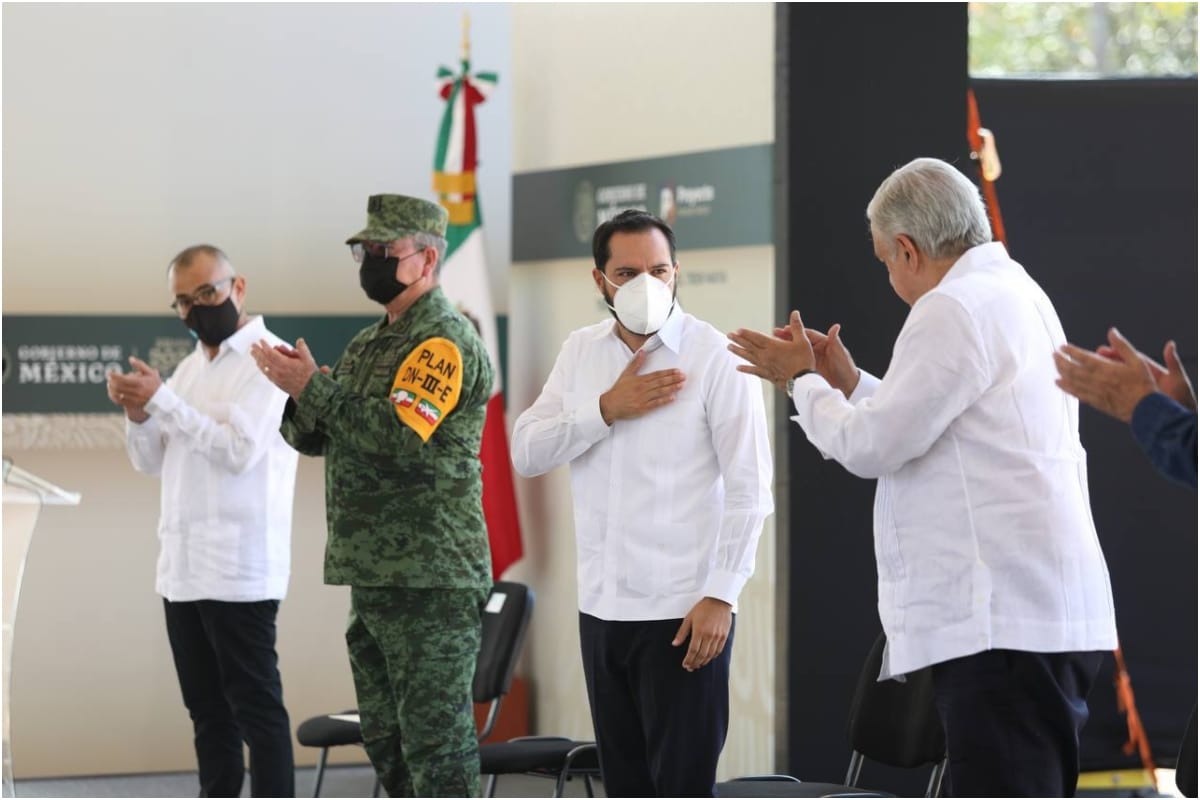 “En Yucatán tenemos un aliado que es el Gobernador, con quien estamos trabajando de manera conjunta, así como lo hacemos con los presidentes municipales”, aseveró López Obrador