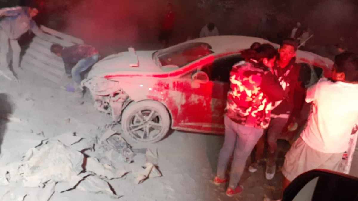 Un tráiler arrolló tres autos en la México-Cuernavaca