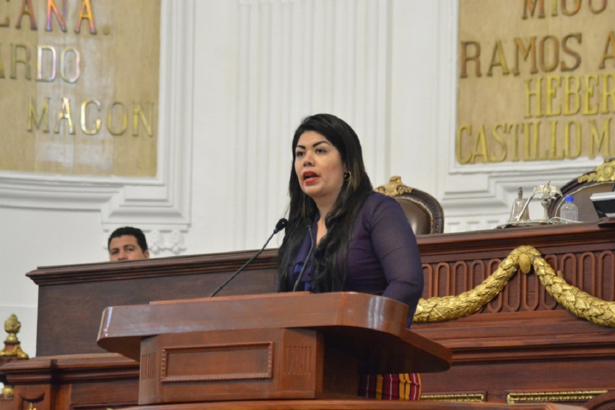 Acción Nacional denuncia a Morena en el Congreso de la CDMX