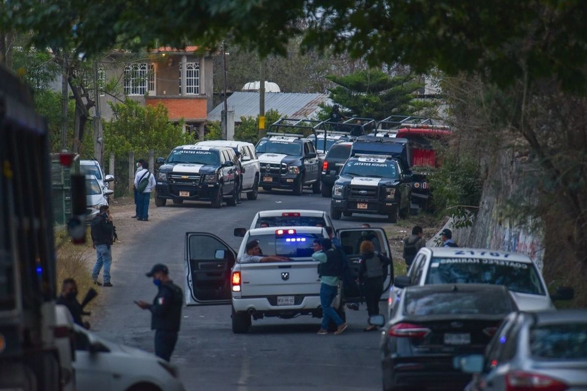 13 policías murieron en Coatepec de Harinas, la Fiscalía ya investiga