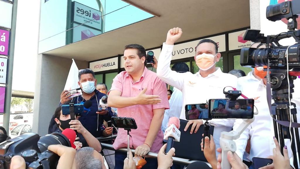 Sergio Torres se registró por Movimiento Ciudadano para la gubernatura de Sinaloa