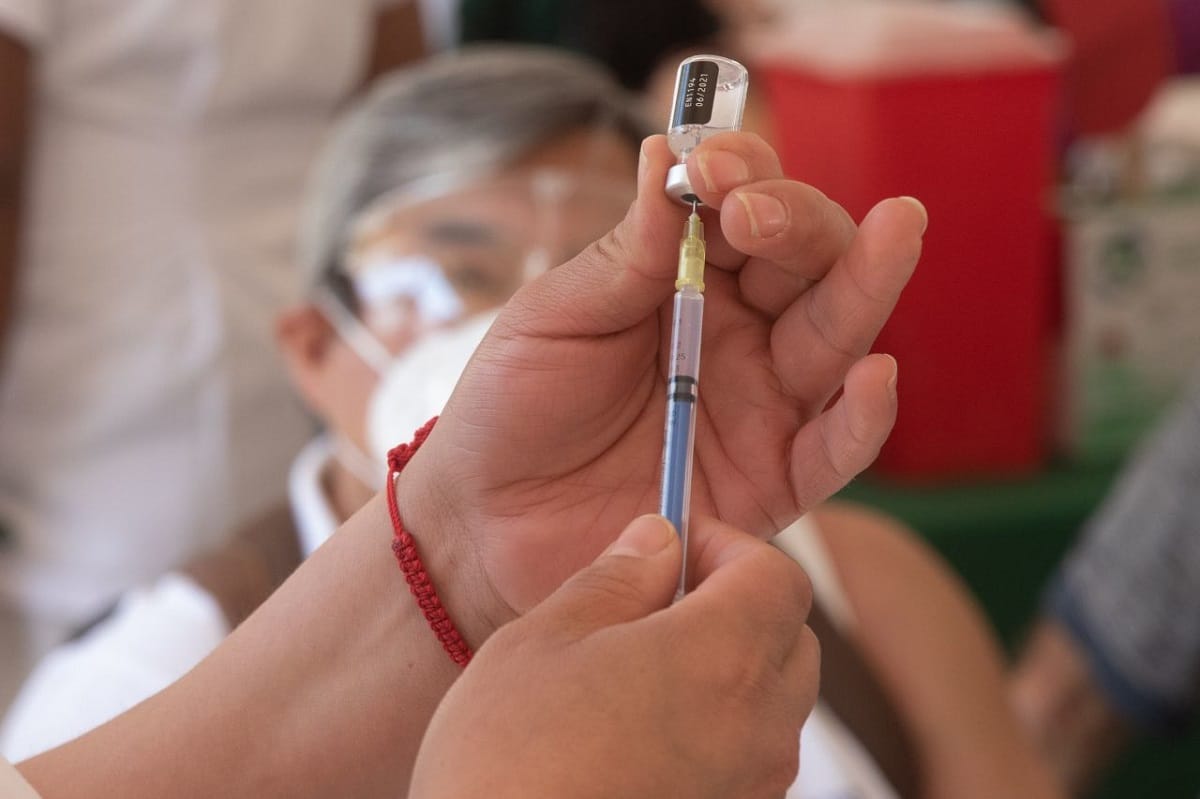Vacunas contra Covid-19 a personal médico