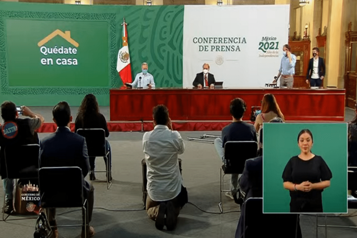 Conferencia sobre el Covid-19 en México