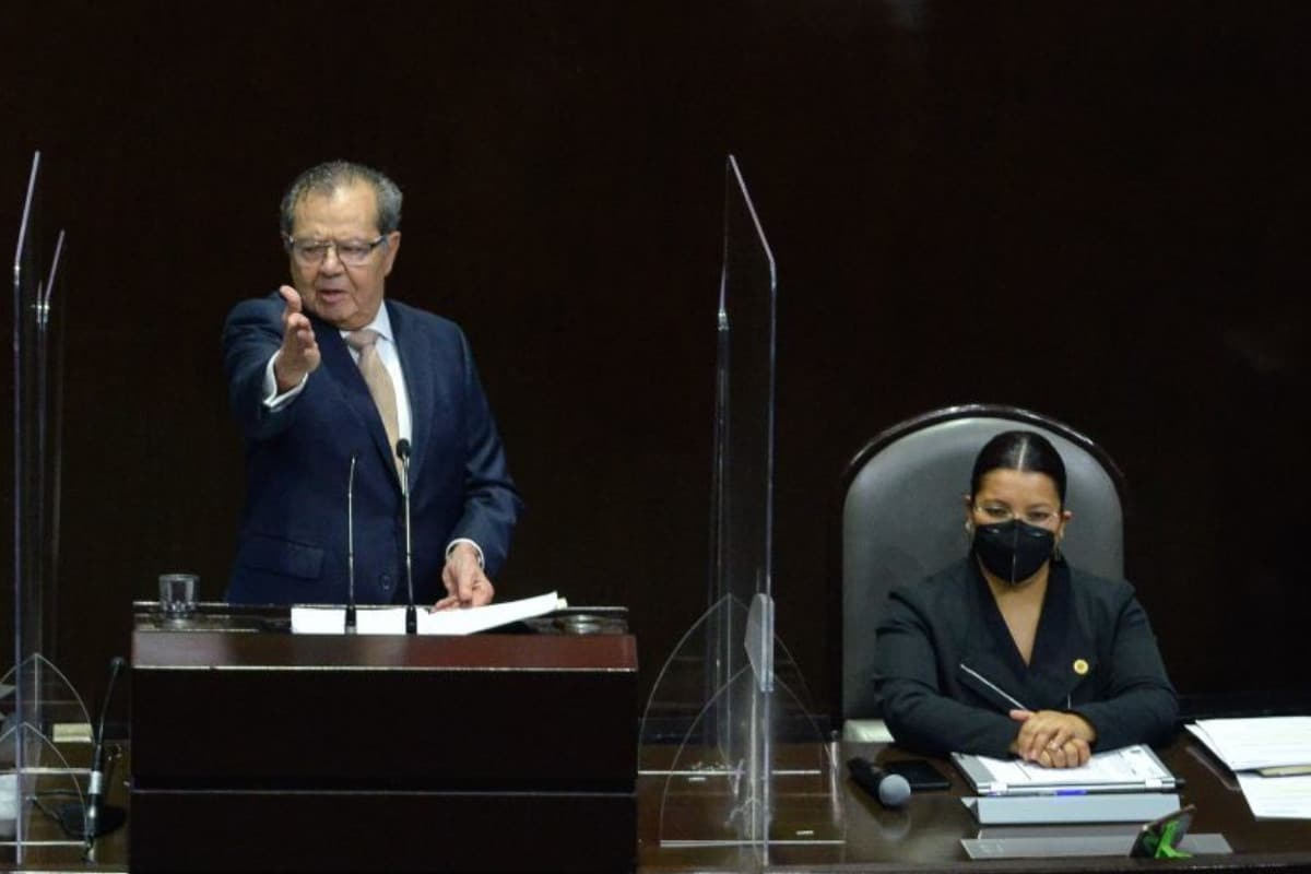 Muñoz Ledo estuvo en la Cámara baja para una intervención contra la "Ley Zaldívar".