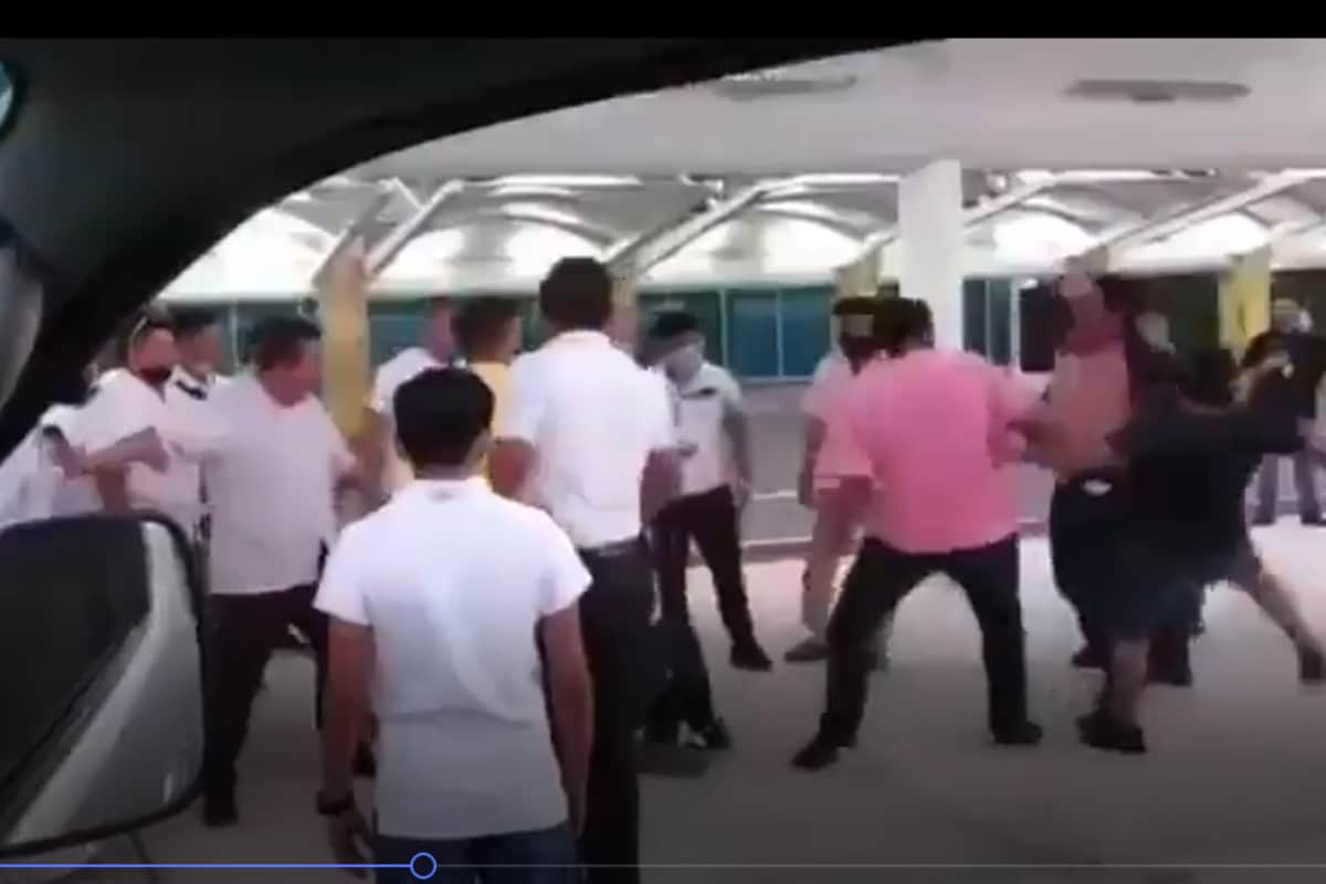 Usuarios de redes sociales señalan que las peleas de taxistas ya son comunes en la terminal.