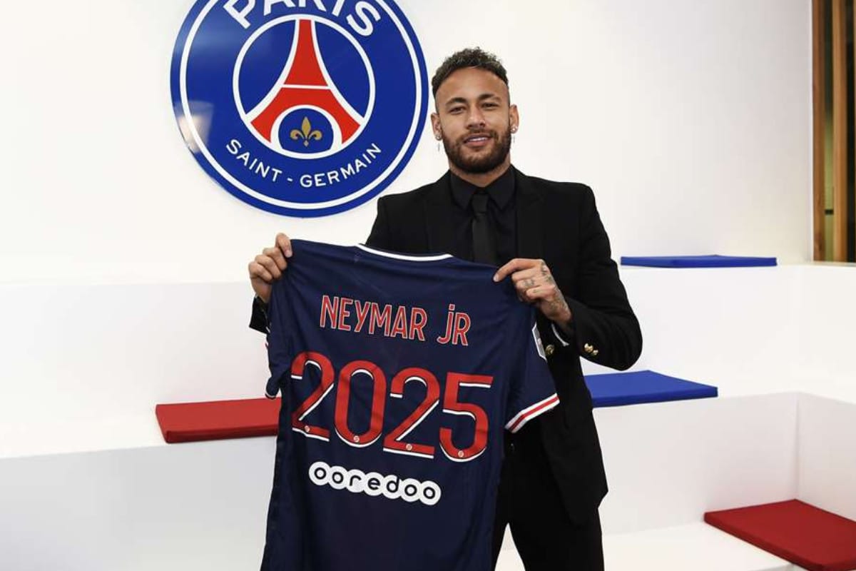 Neymar Jr. continuará con el club galo hasta 2025.