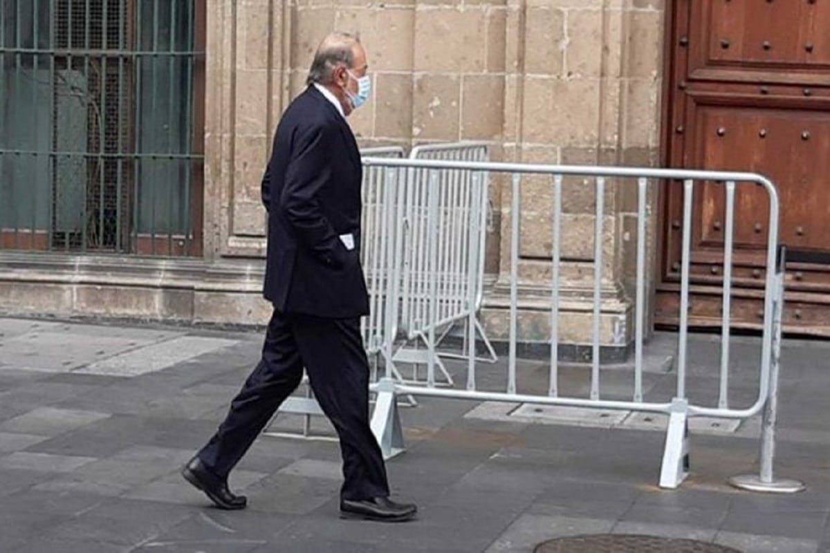 Carlos Slim en Palacio Nacional