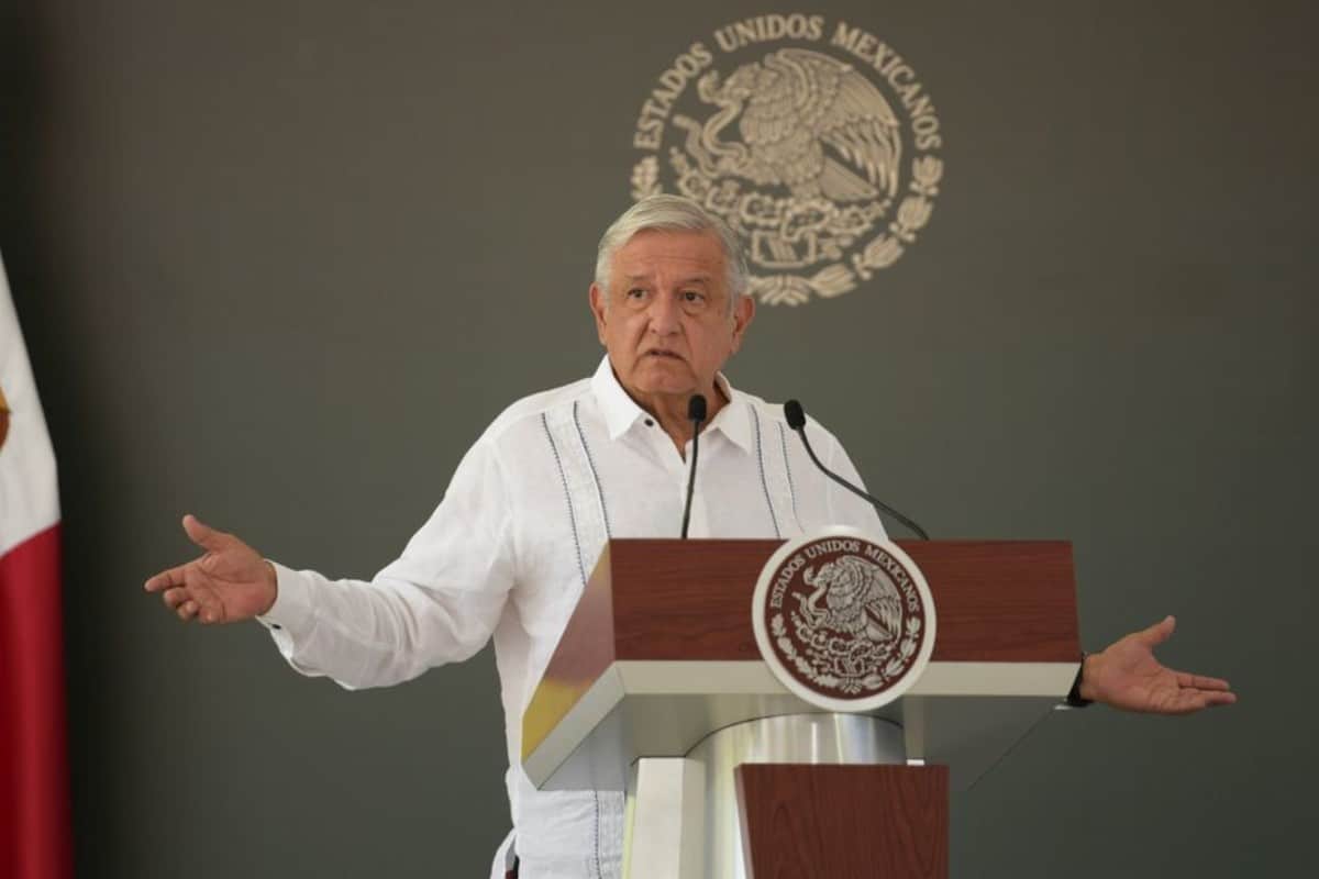 El Presidente subrayó que se tomó la decisión de ser solidarios con Cuba.