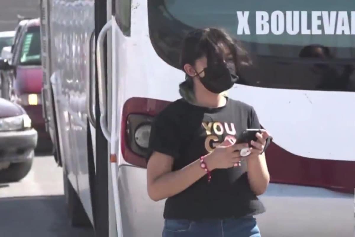 Camila de 12 años habitante de Albia Torreon fue ovacionada en redes sociales por su gran acto