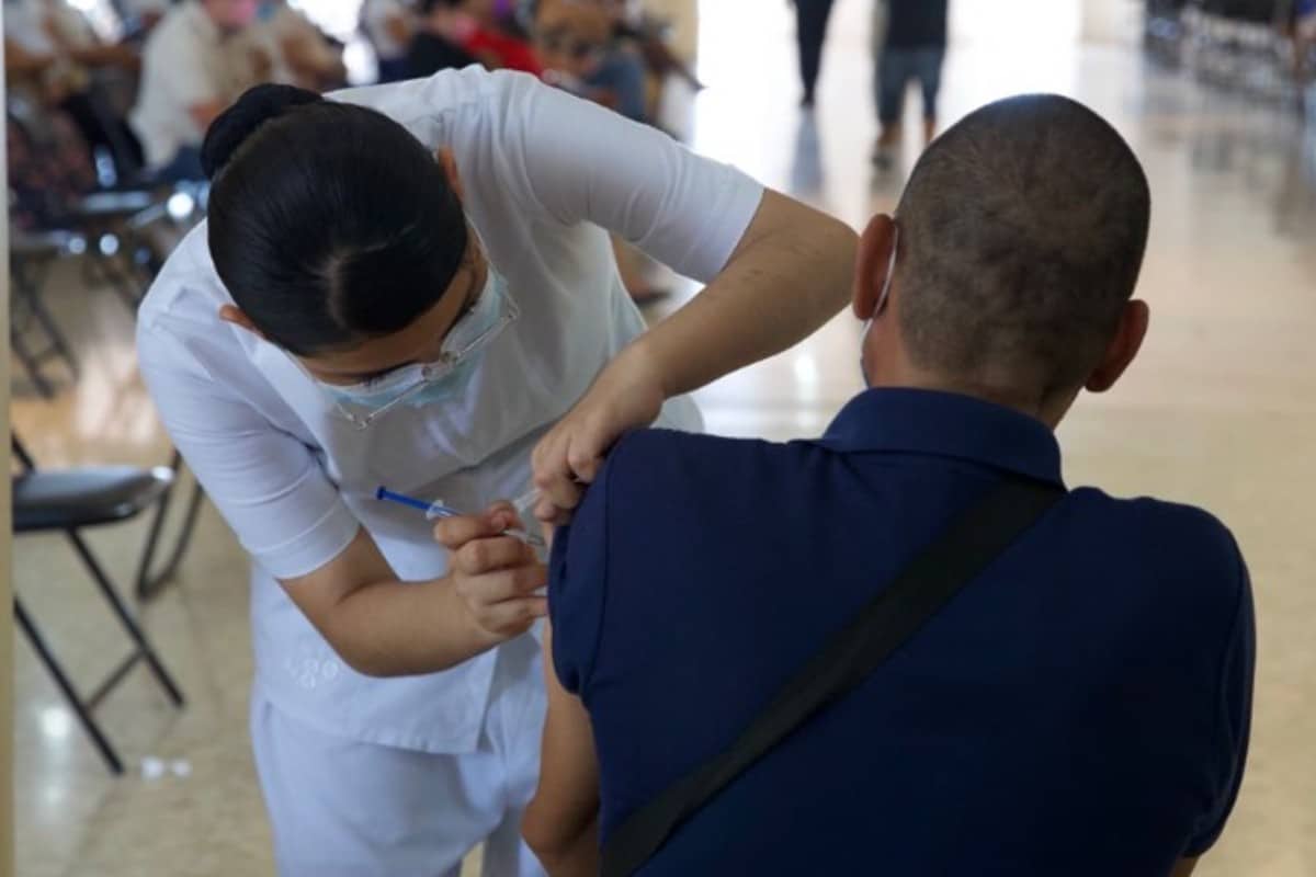 Se anunció la reactivación de la vacunación contra Covid-19 en Quintana Roo.