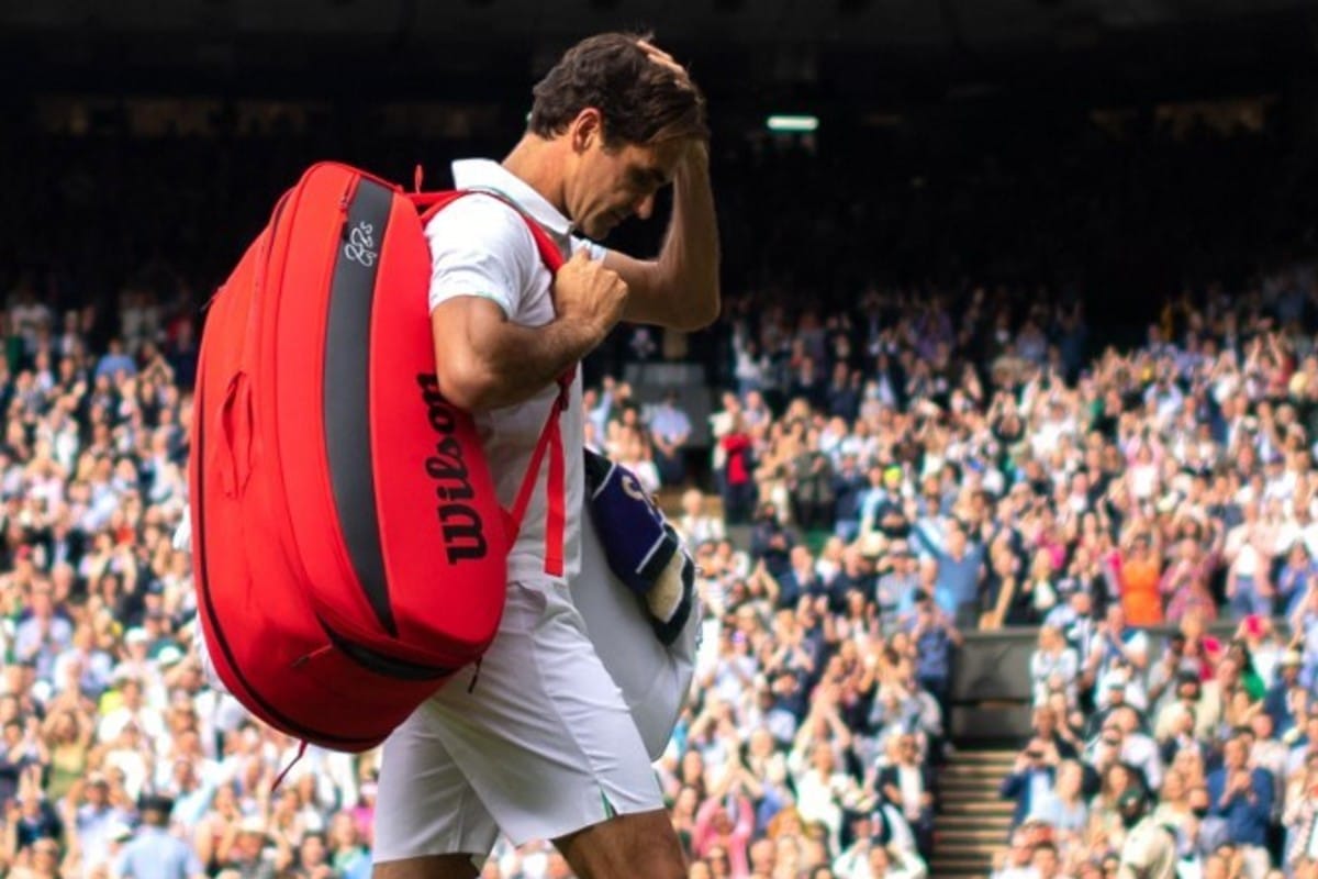 Roger Federer entra al quirófano