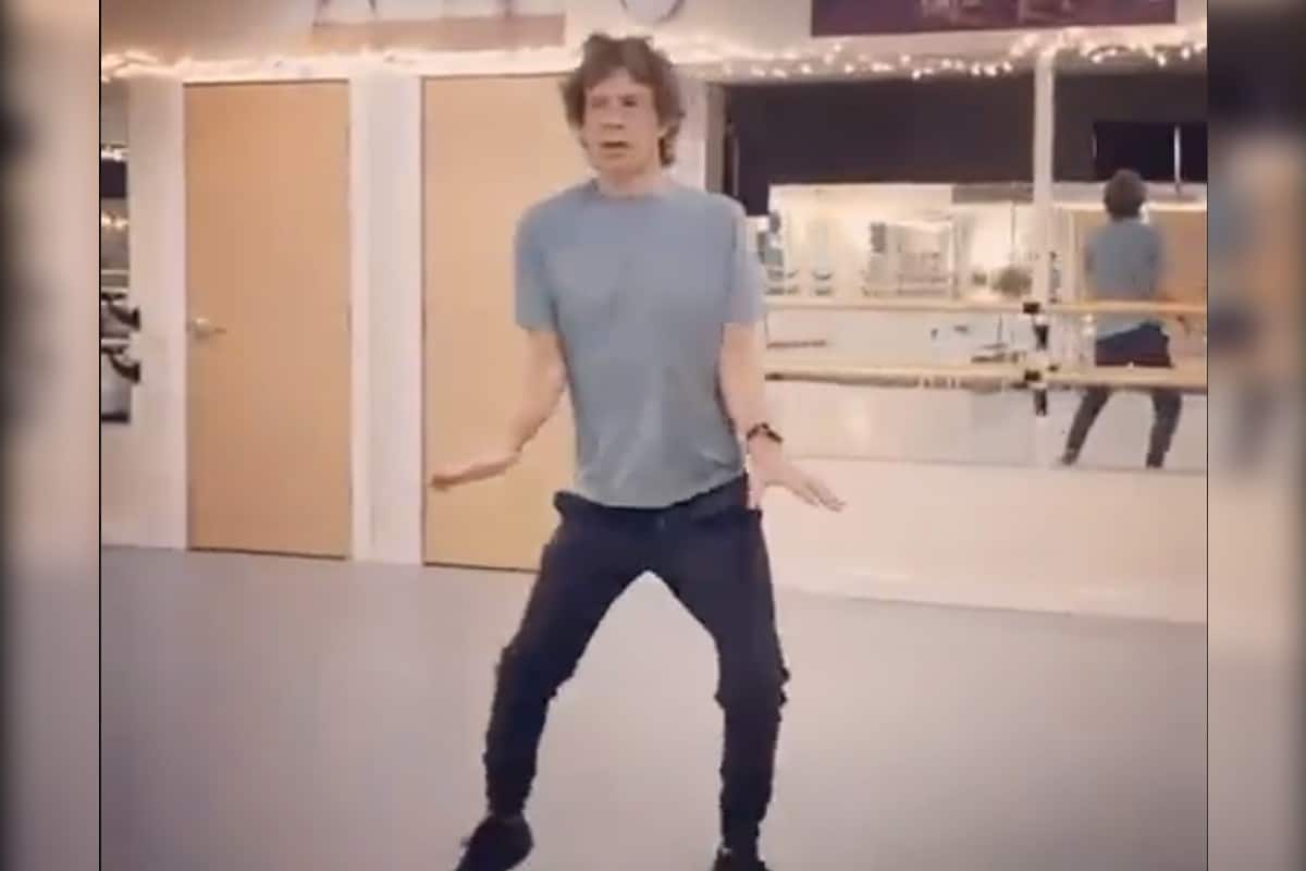 Mick Jagger bailando a sus 78 años
