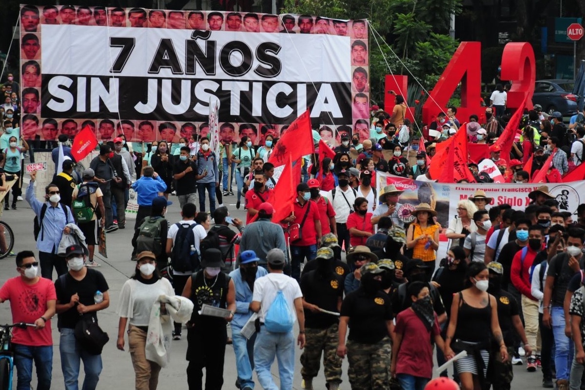 Piden acumular expedientes del caso Ayotzinapa para evitar su burocratización