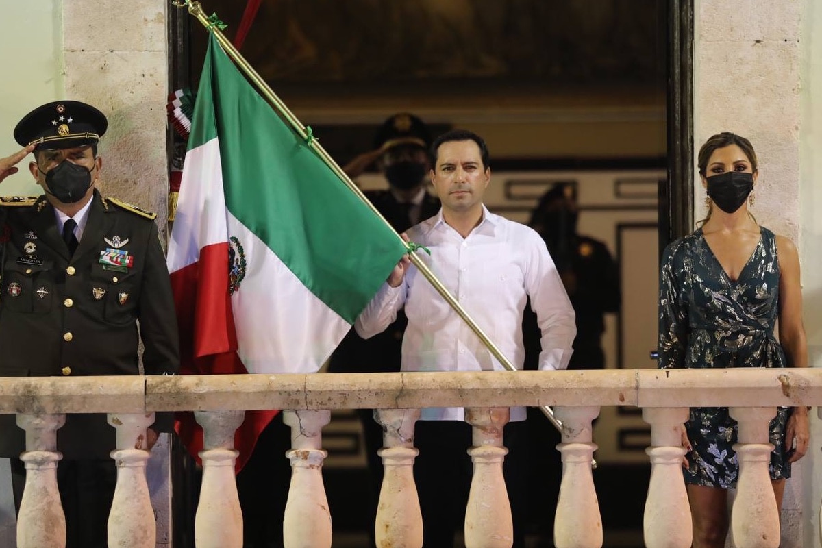 gobernador de Yucatán encabeza tradicional Grito de Independencia