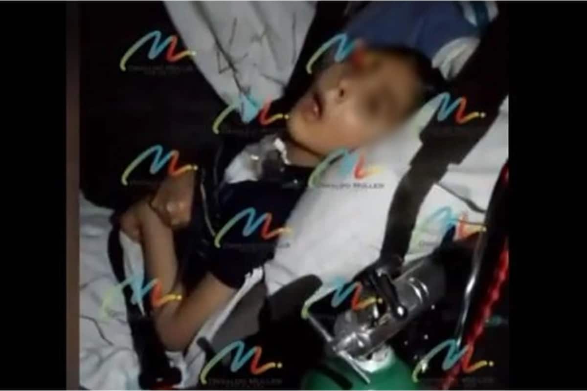 Foto: captura | El pequeño Adrián quedó atrapado por más de cinco horas debido al cierre de gaseros en la México- Pachuca.