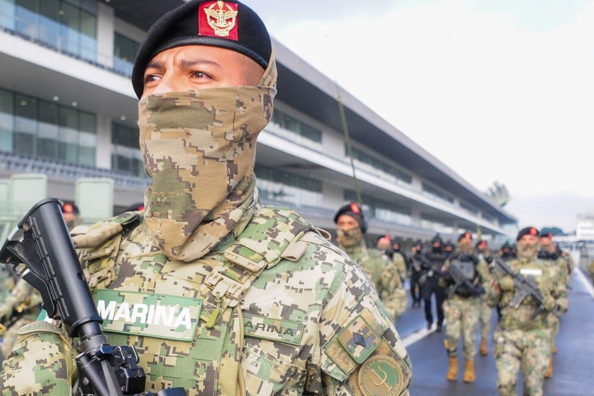 Anuncio de la Marina en la estación Tlatelolco levanta críticas en redes