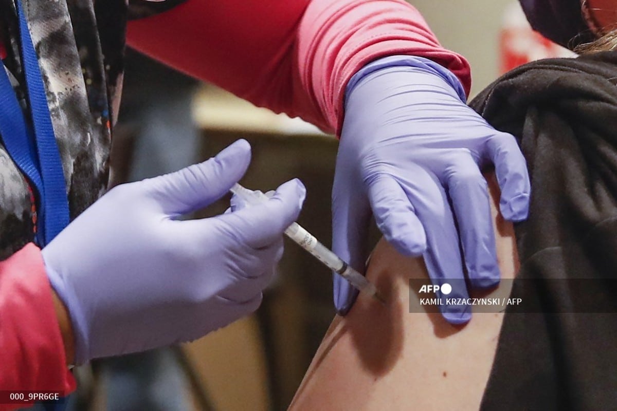 Gobernador de Texas prohíbe que vacunas anticovid sean obligatorias