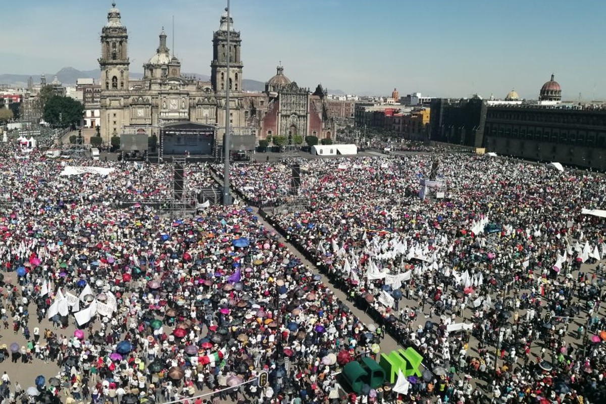 Confirma López Obrador aglomeración en el Zócalo. Noticias en tiempo real