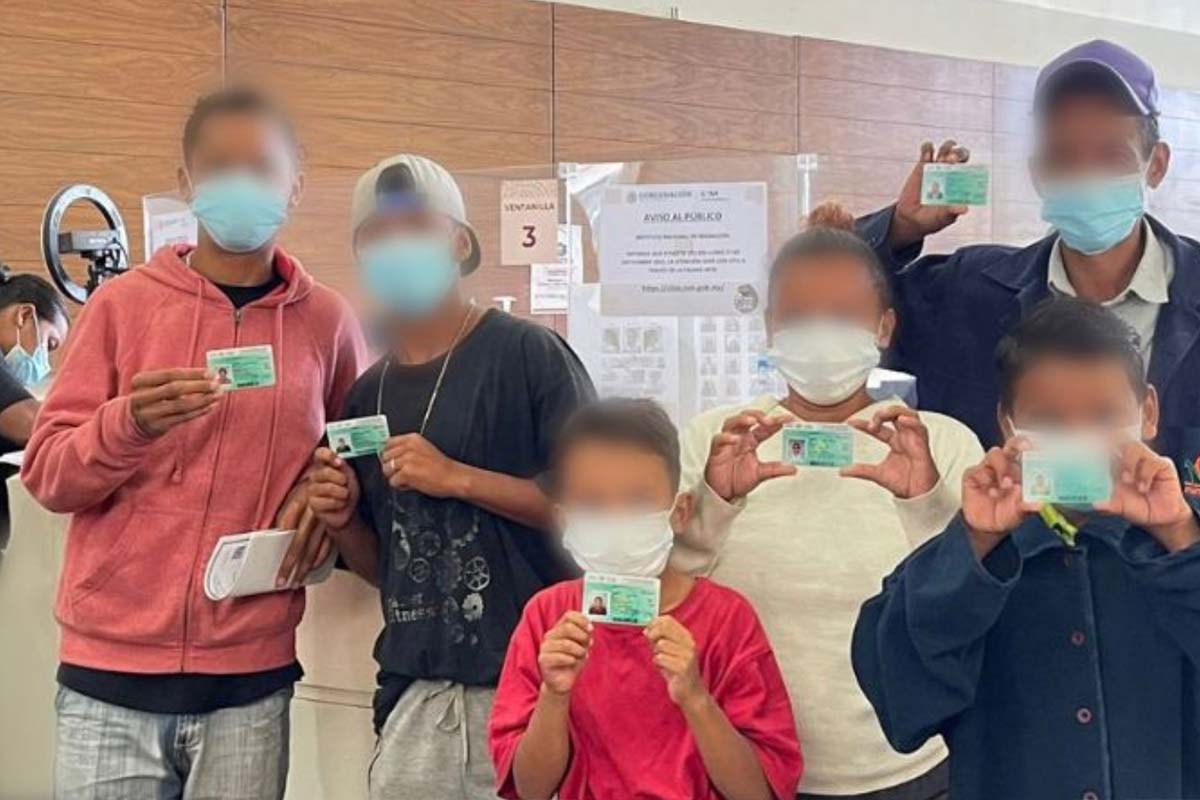Otorgan mil 547 tarjetas a integrantes de nueva caravana migrante
