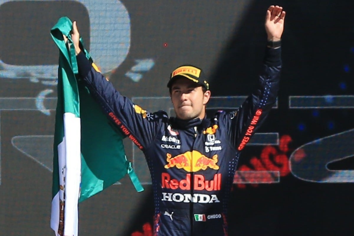 Puro talento. Lluvia de felicitaciones a Checo Pérez por podio en GP de México