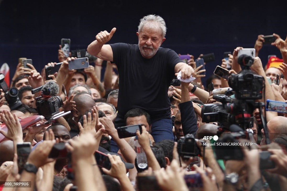 Lula dice estar "motivado" para ser nuevamente candidato presidencial en Brasil