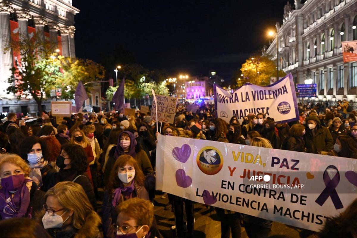 "Ni una menos": Miles marchan en Madrid contra la violencia machista