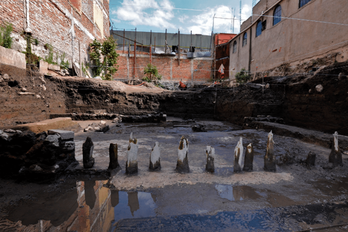Arqueólogos descubren restos de una ofrenda mexica en Ciudad de México