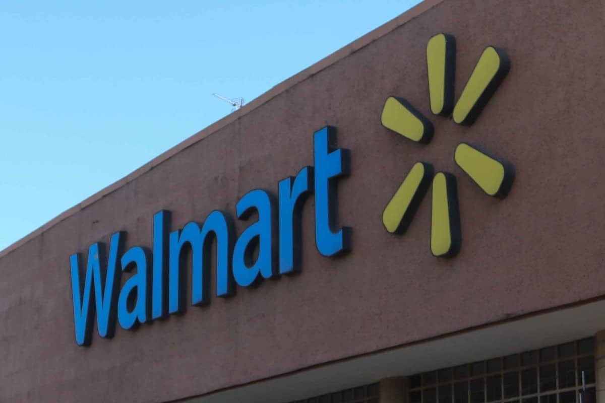 Walmart y Gazpro alistan gasolineras en supermercados