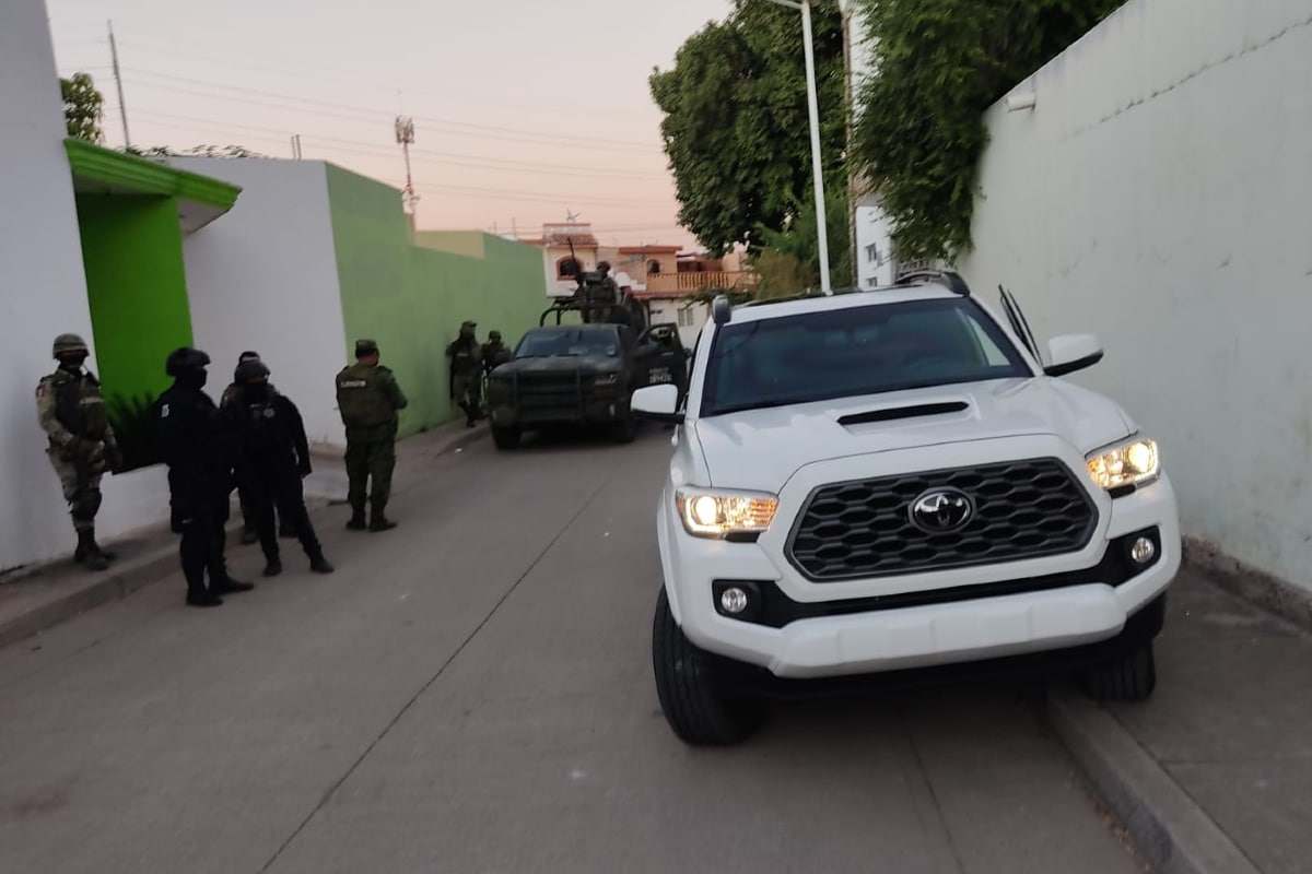 Foto: especial | La camioneta fue asegurada en la colonia Guadalupe Victoria, Culiacán.