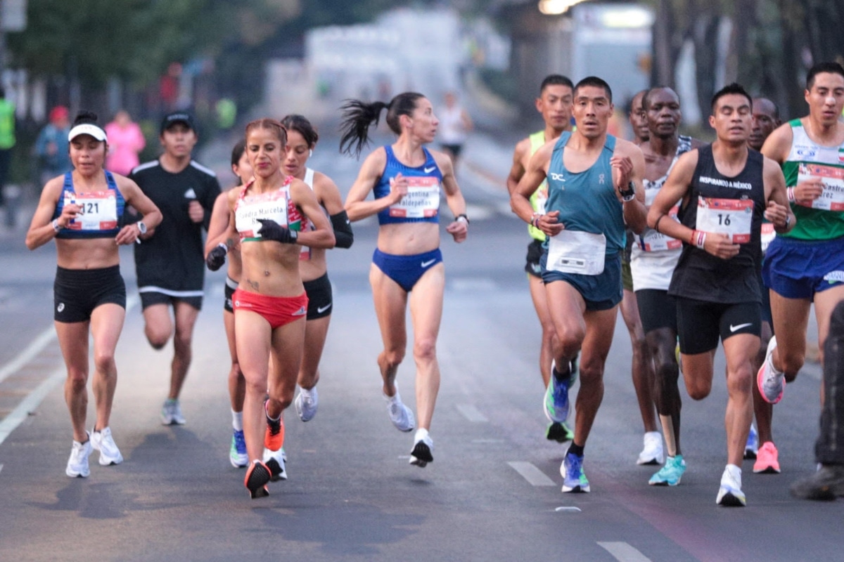 Laura Patricia, una corredora ejemplar en el Maratón de la CDMX. Noticias en tiempo real