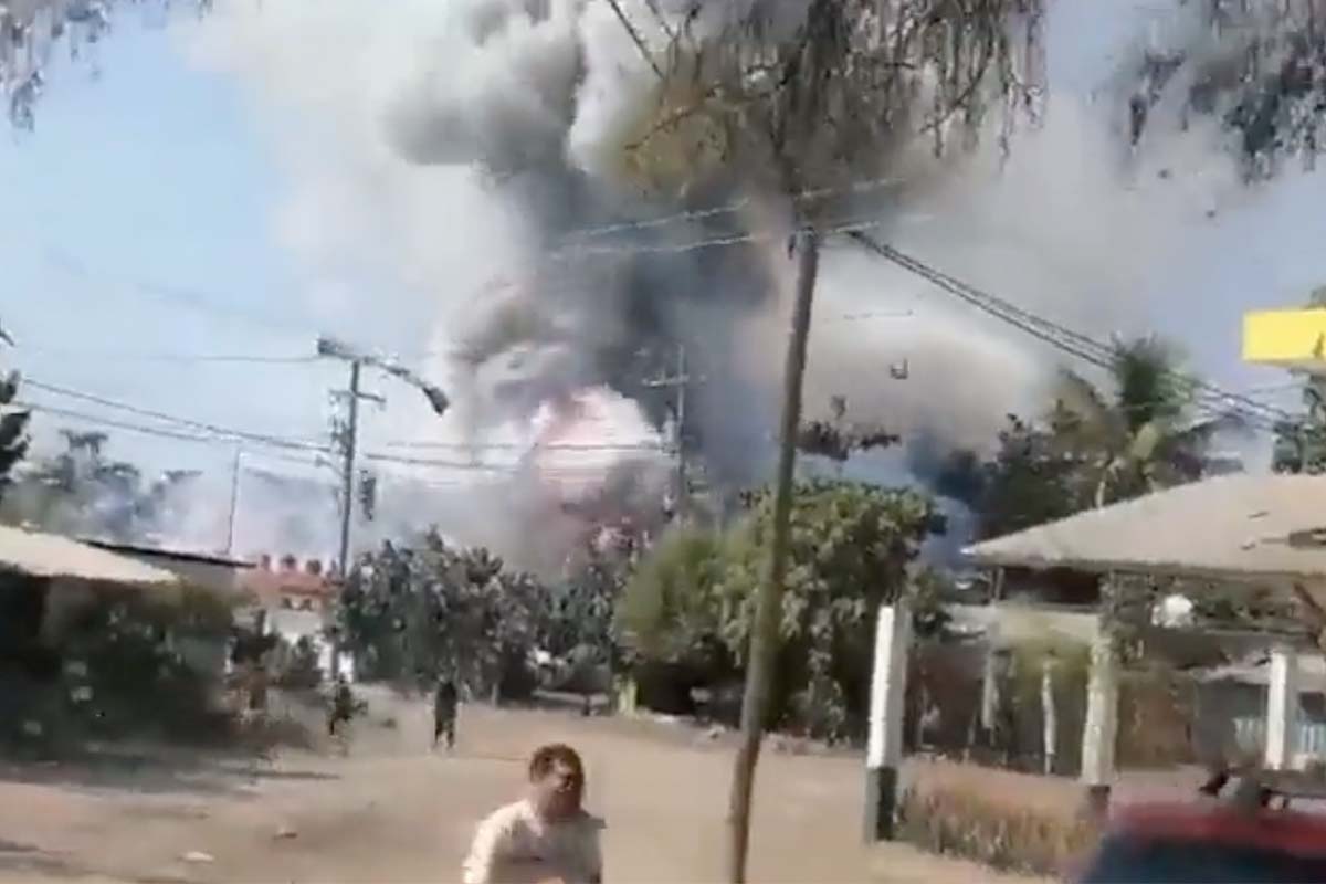 Explosión en vivienda de Apatzingán; almacenaba pirotecnia