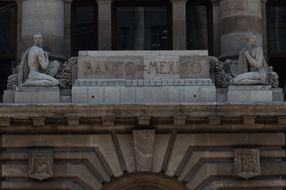 Foto: Archivo. Banxico señaló que factores internos y externos de las naciones han impactado los recientes ajustes inflacionarios.