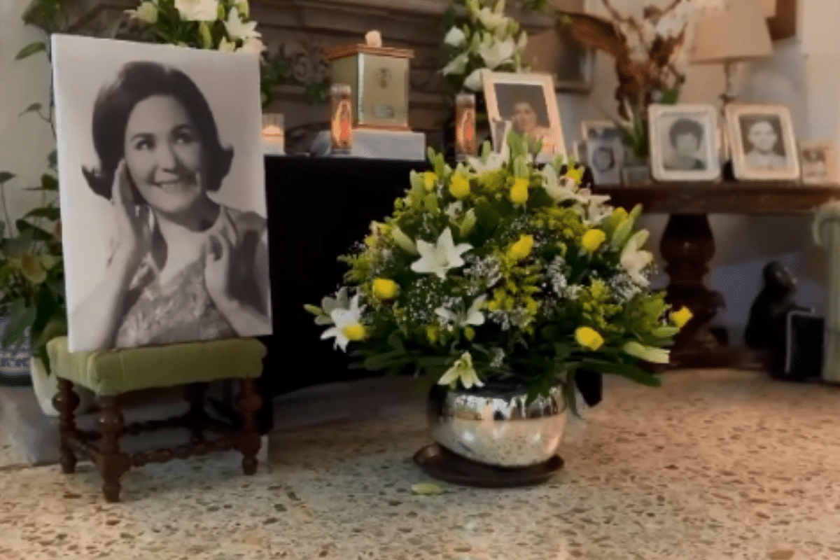 Invita familia de Carmen Salinas a los novenarios virtuales para rezar por la actriz