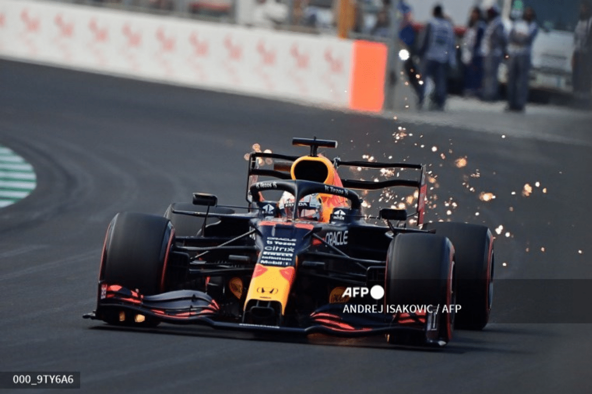 Foto: AFP | El neerlandés Max Verstappen obtuvo el mejor tiempo en la tercera sesión de los ensayos libres del Gran Premio de Arabia Saudita