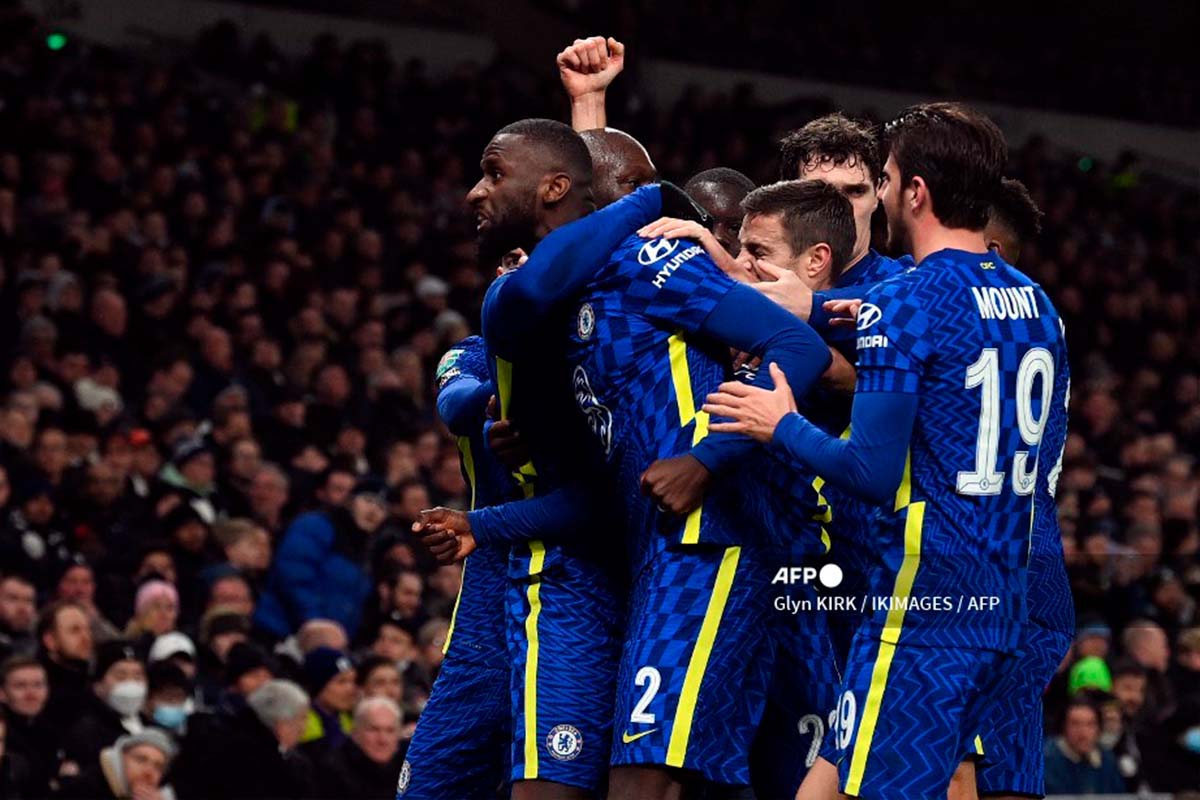 Chelsea gana 1-0 en visita a Tottenham y va a final de Copa de la Liga