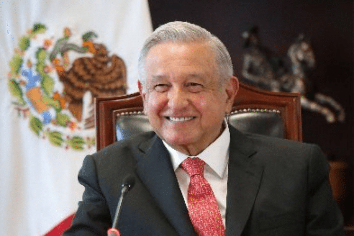 Manuel López Obrador aseguró que pedirá al Poder Judicial intervenir para resolver los procesos judiciales que impiden la venta de Banamex.