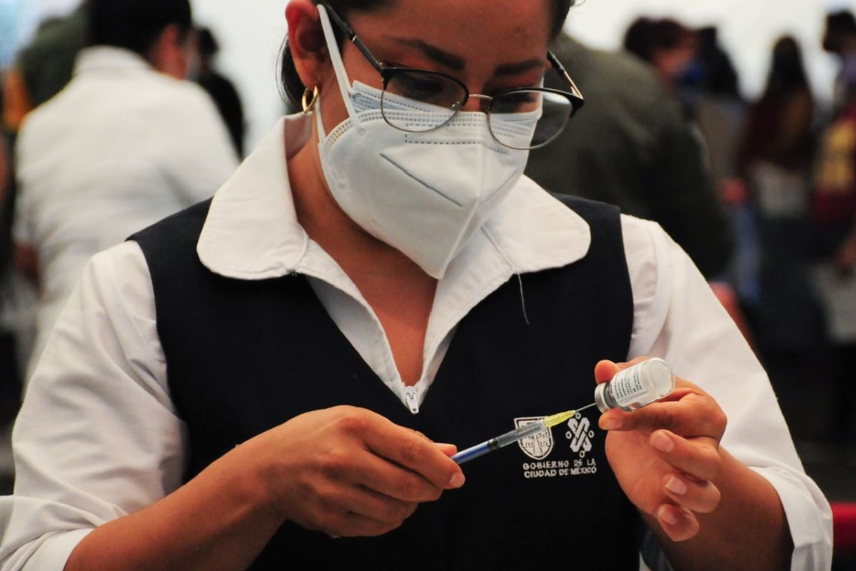 Foto: Cuartoscuro | El director del IMSS llamó a no "bajar la guardia" ante la pandemia.