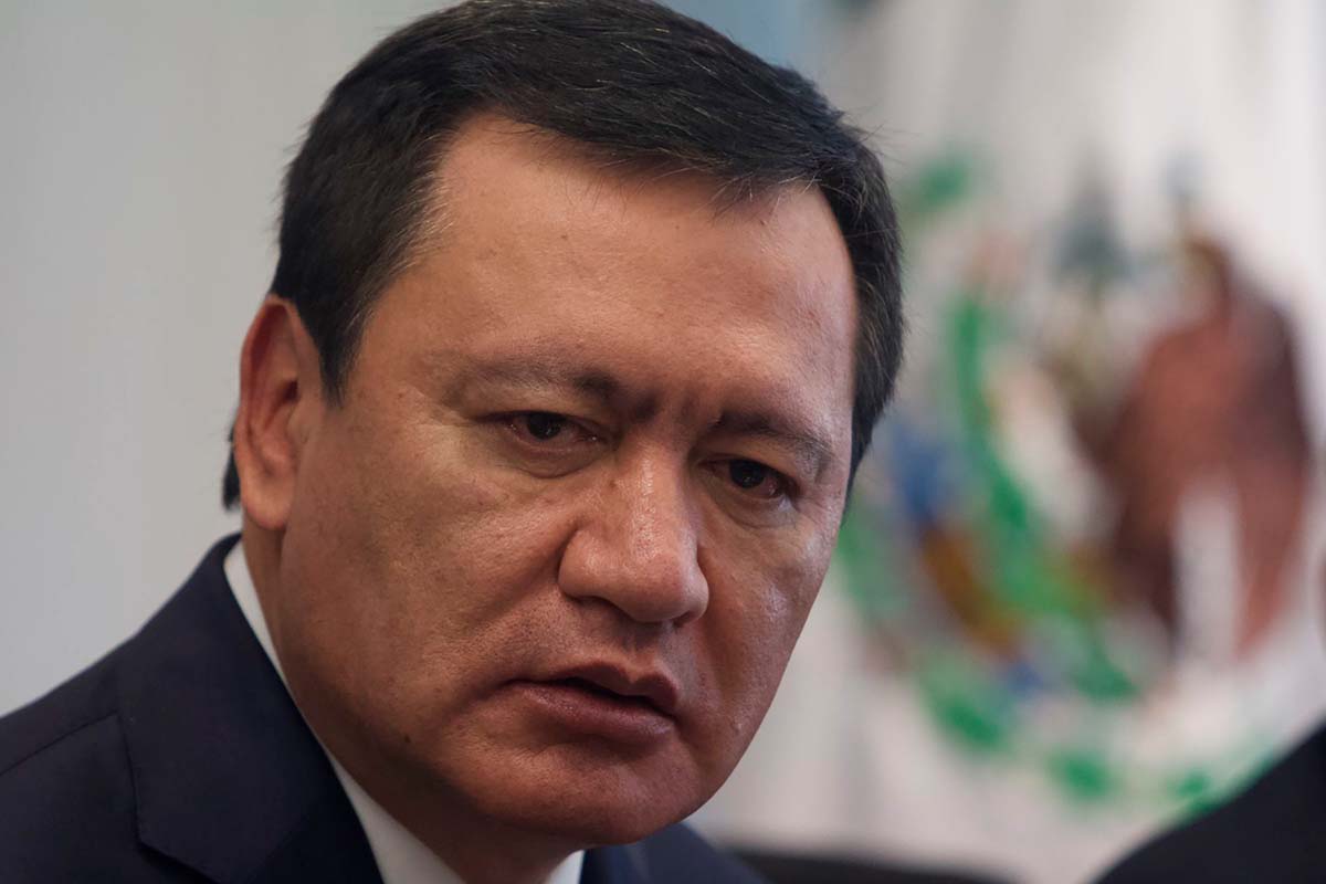 Traicionan al PRI quienes acepten cargos de otros gobiernos, advierte Osorio Chong 