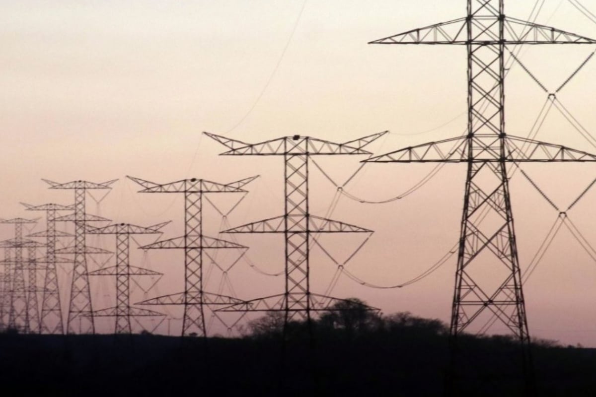 PRI, MC y GPPlural, dicen sí a la reforma energética, pero con cambios