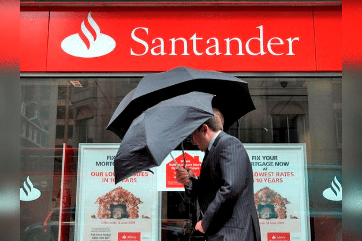 Foto: EFE | Un "problema de programación" le costó más de 3 mil 500 millones de pesos al banco español Santander