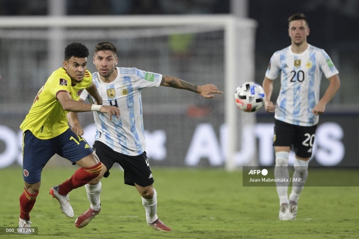 Invicta Argentina, sin Messi, vence a Colombia 1-0