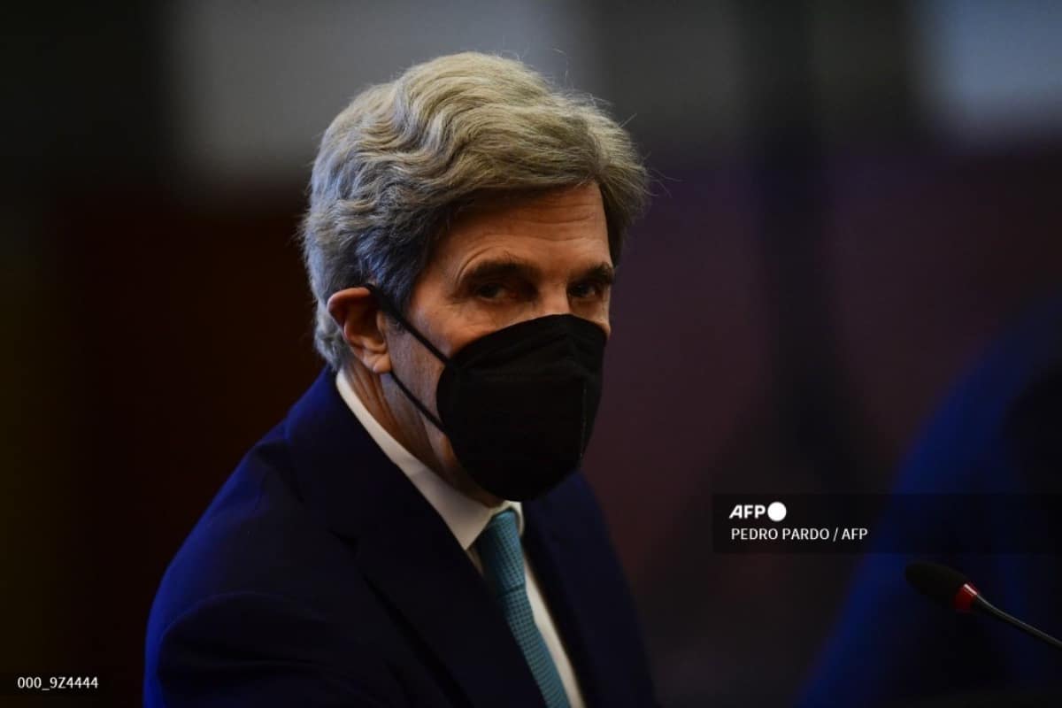 Kerry aboga por apertura en mercado eléctrico ante polémica reforma de México